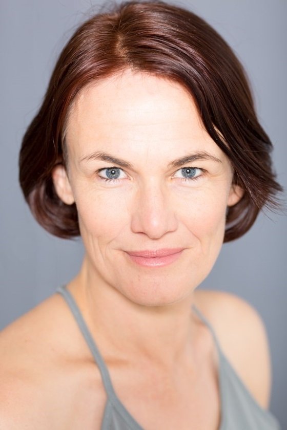 بازیگر Julia Truscott  