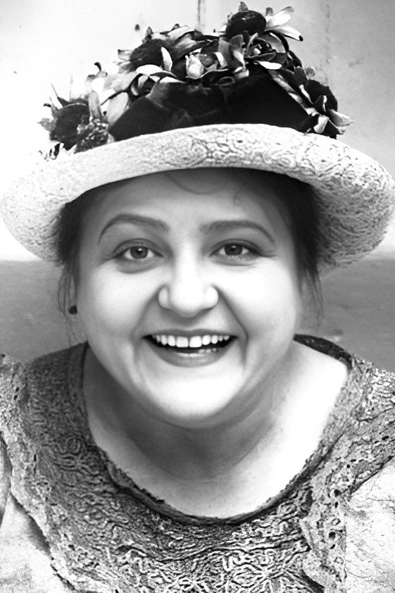 بازیگر Josie Sadler  