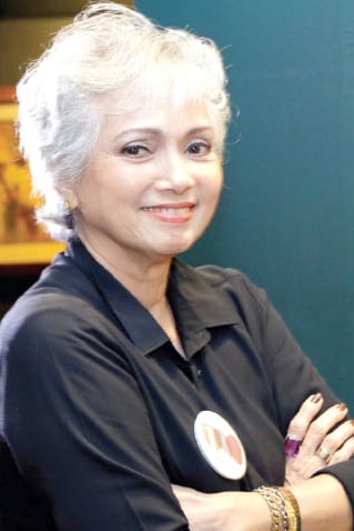 بازیگر Celeste Legaspi  