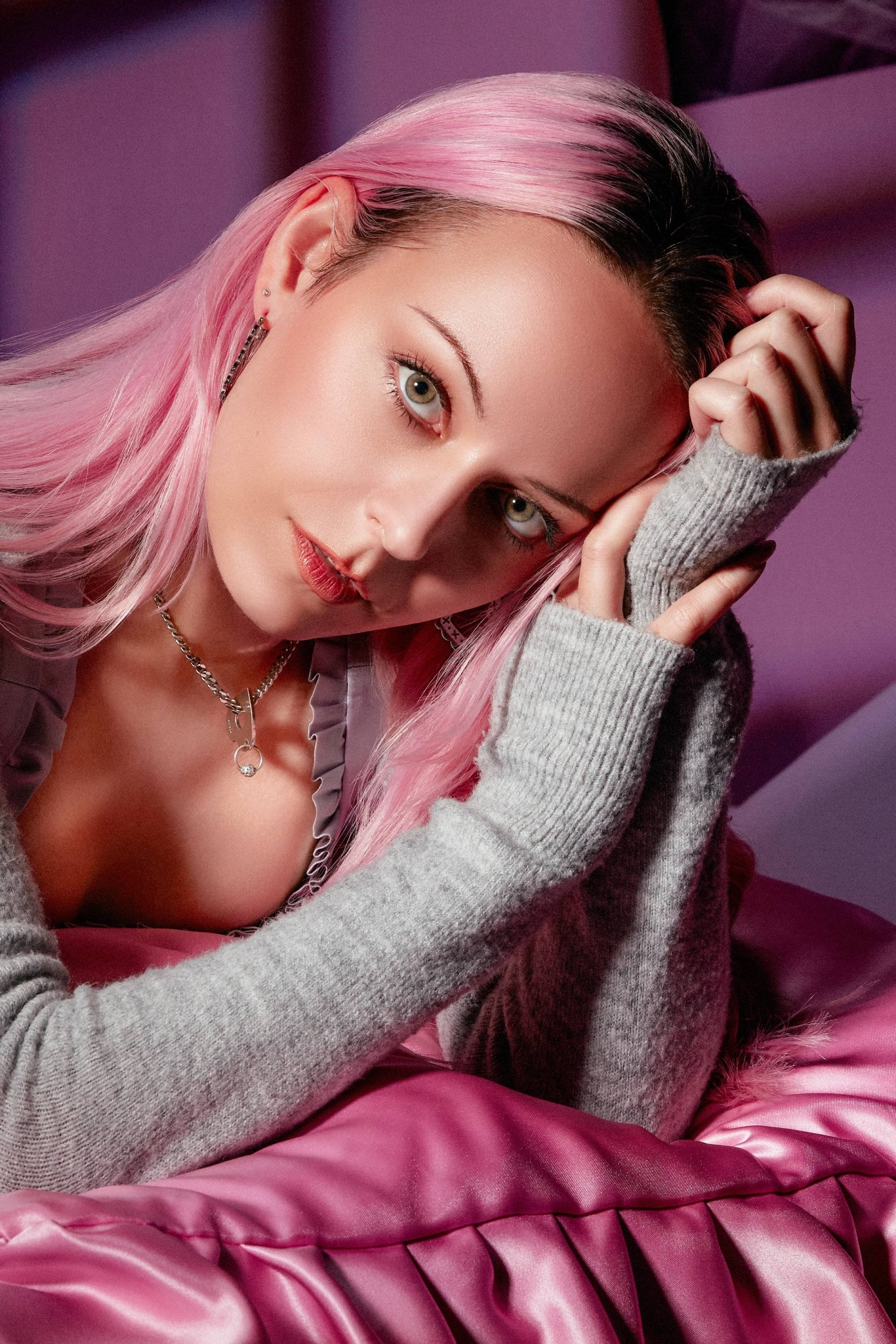 بازیگر Hannah Diamond  