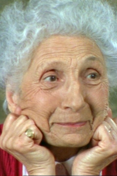 بازیگر Antoinette  