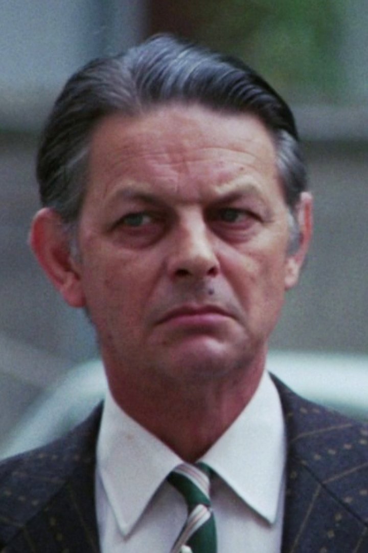 بازیگر Philip Dallas  