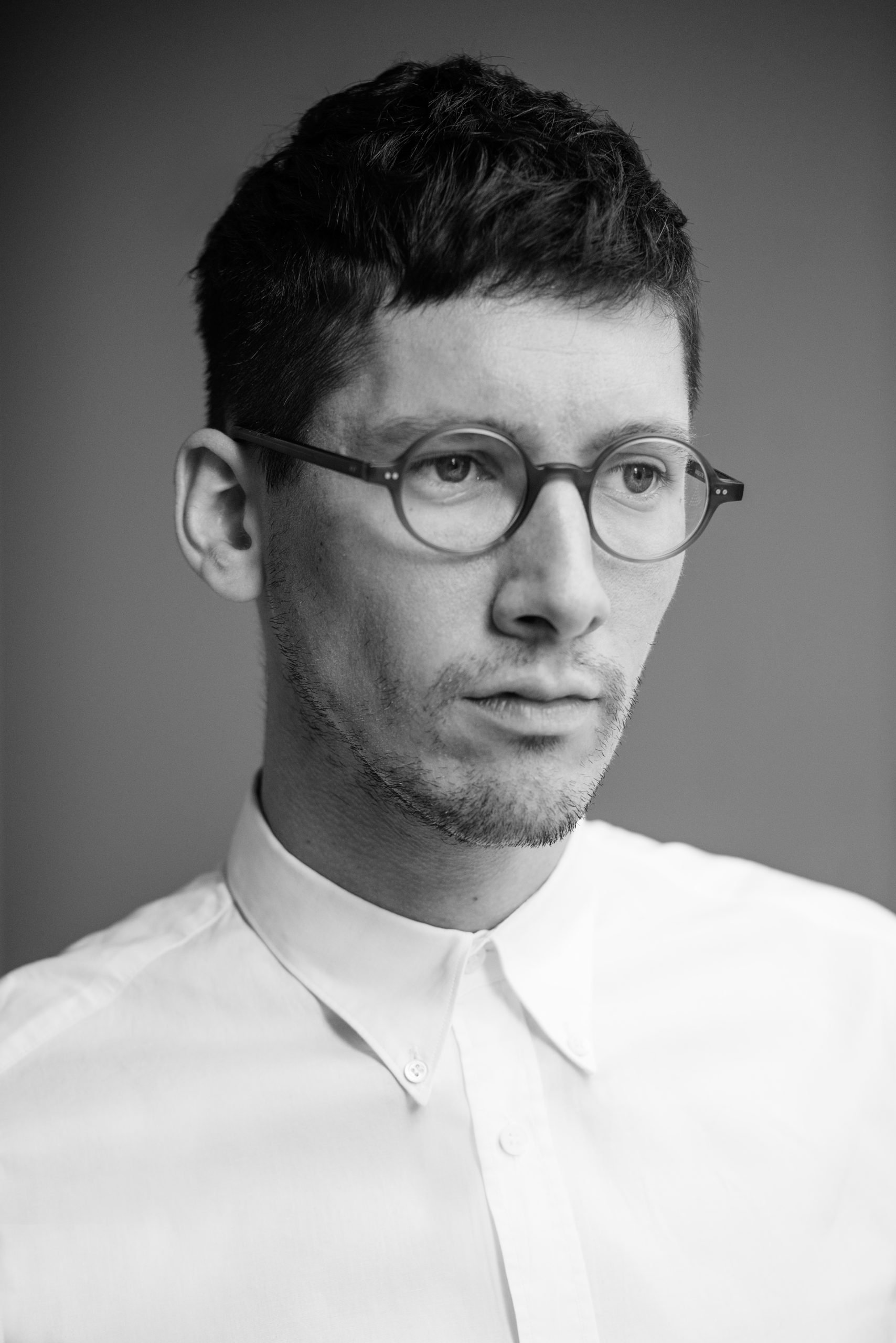 بازیگر Tom Scutt  