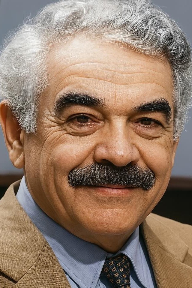 بازیگر Əzizağa Qasımov  