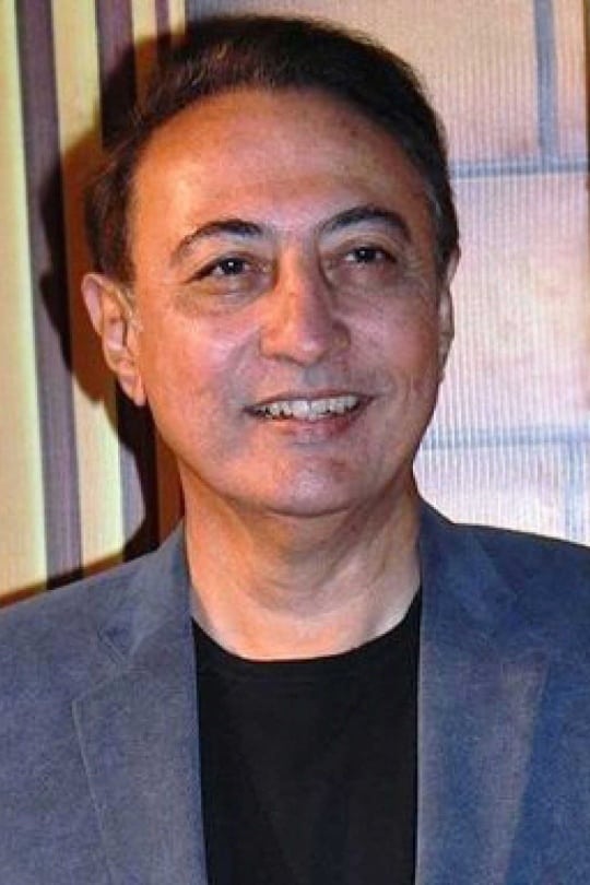 بازیگر Anang Desai  