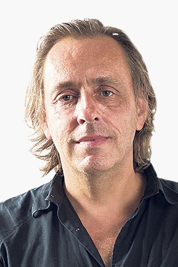 بازیگر Marcel van Roosmalen  