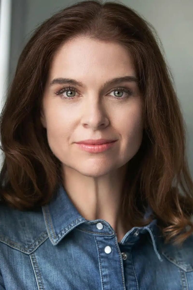 بازیگر Charlotte Marshall  