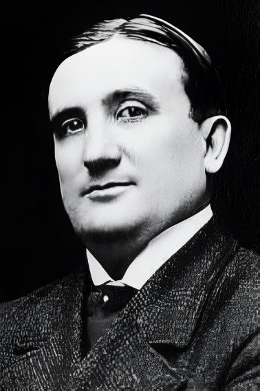 بازیگر Leighton Stark  