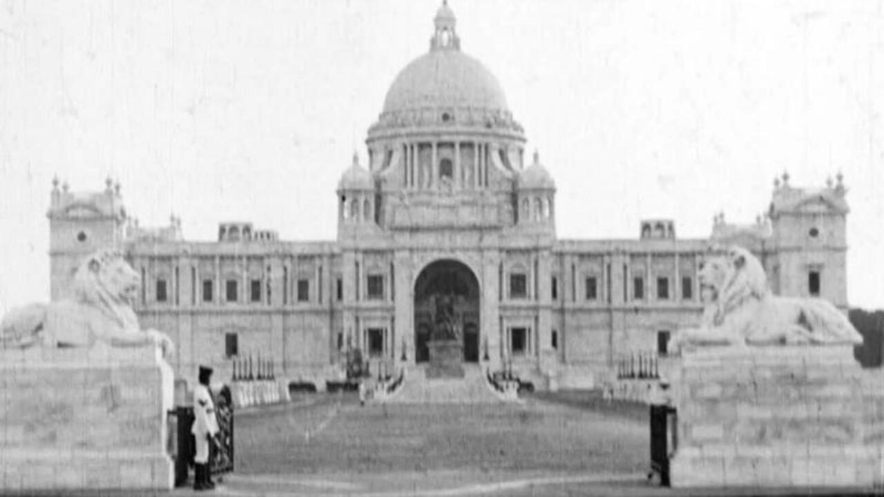 Her Excellency Lady Lytton At The Victoria Memorial|Her Excellency Lady Lytton At The Victoria Memorial