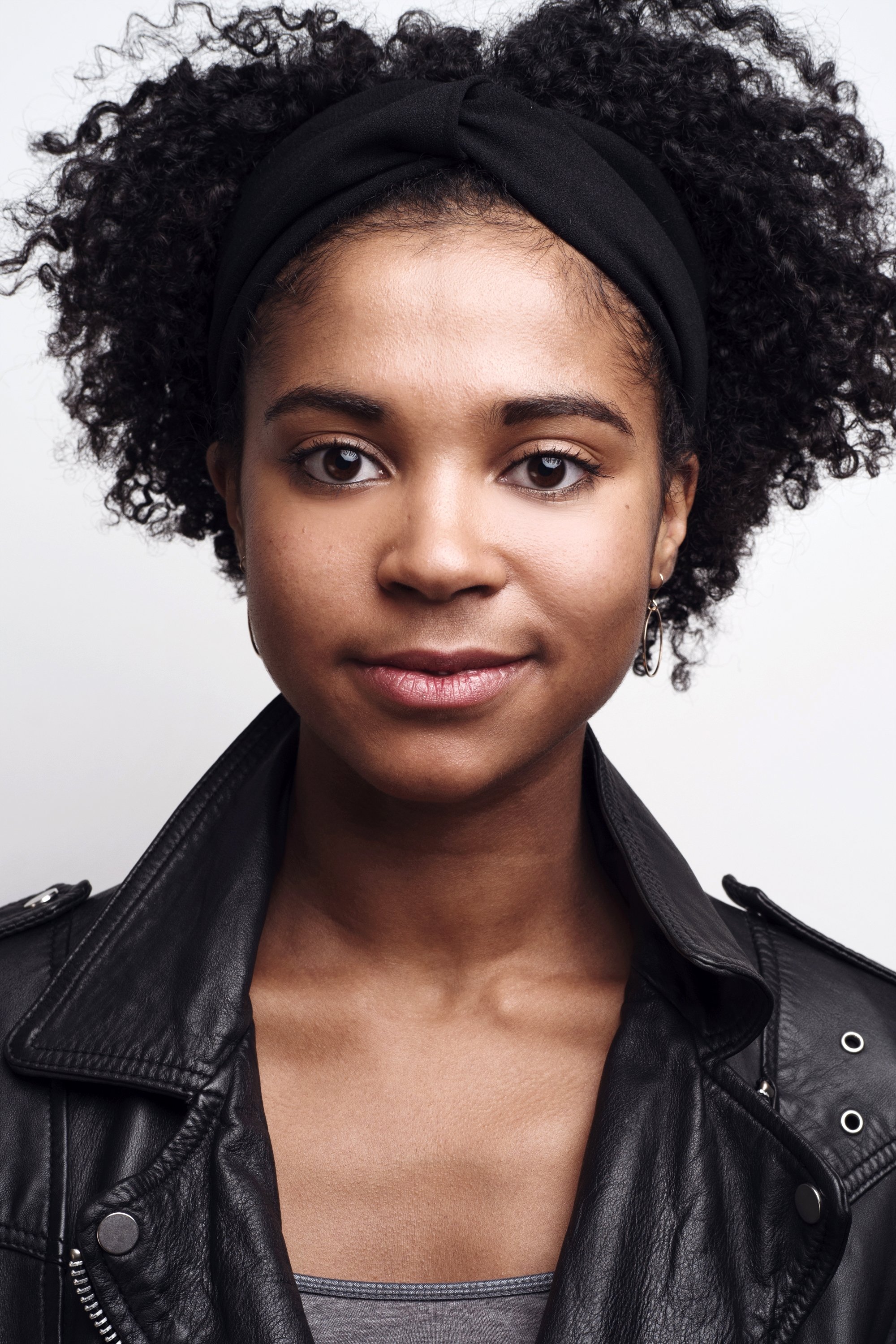 بازیگر Isabel Adomakoh-Young  