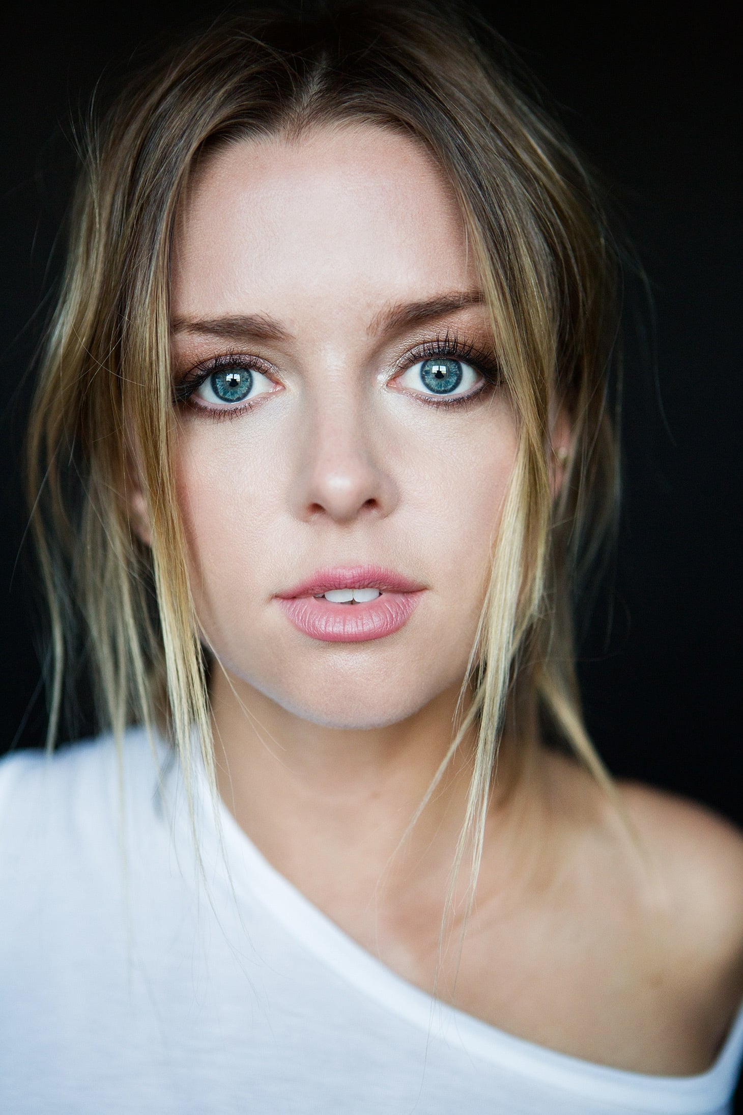 بازیگر Ruth Kearney  