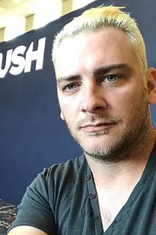 بازیگر Corey Blitz  