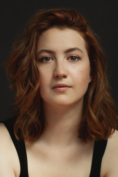 بازیگر Simone Latour Bellavance  