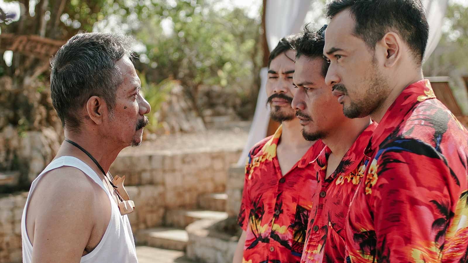 Tak Ada yang Gila di Kota Ini|Tak Ada yang Gila di Kota Ini