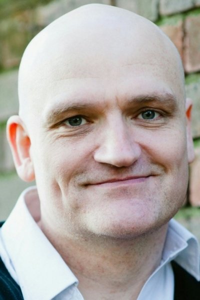 بازیگر Paul McNeilly  