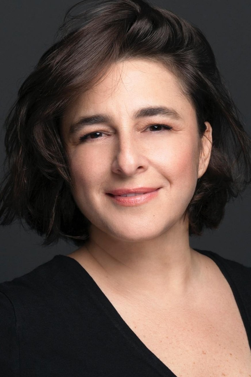 بازیگر Esra Dermancıoğlu  