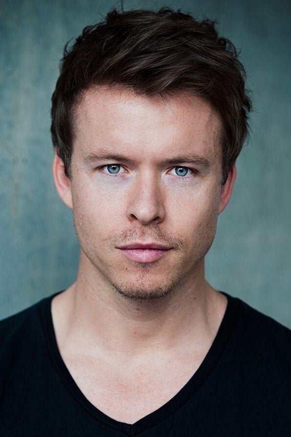 بازیگر Todd Lasance  