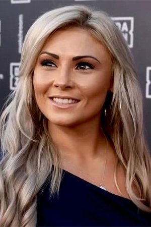 بازیگر Shannon Courtenay  