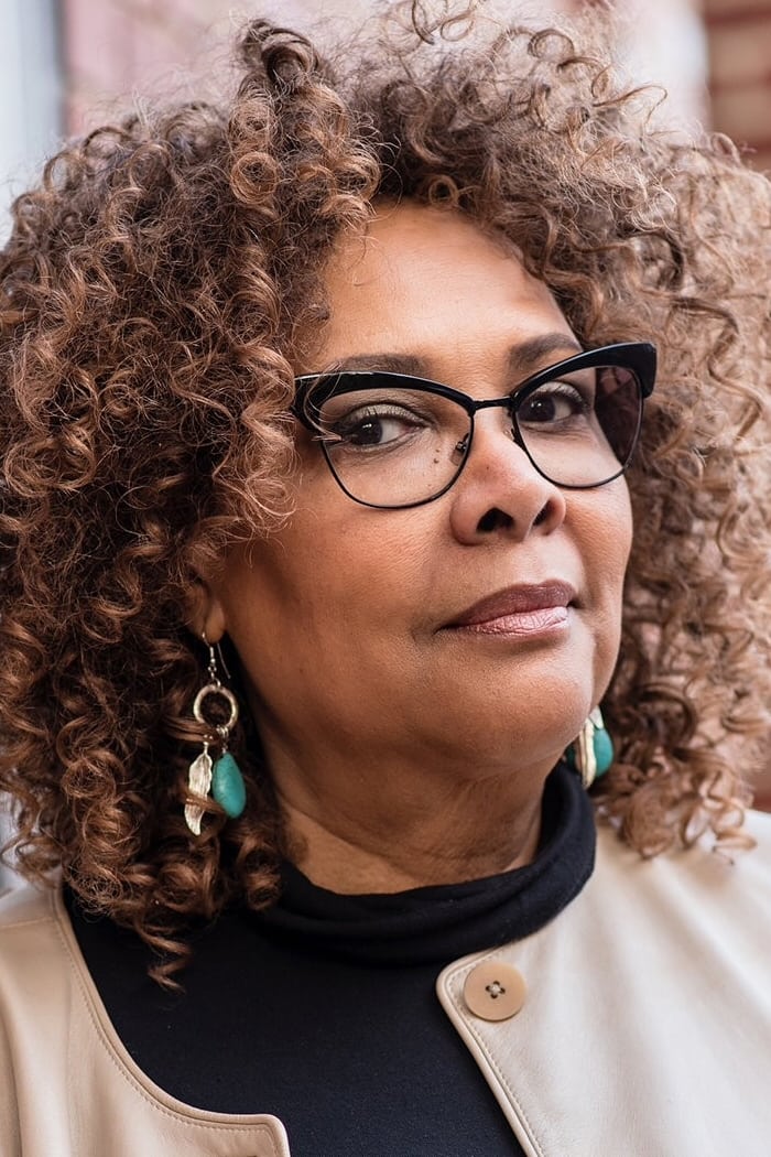 بازیگر Julie Dash  