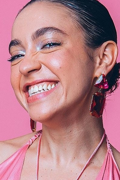 بازیگر Valentina Bandeira  