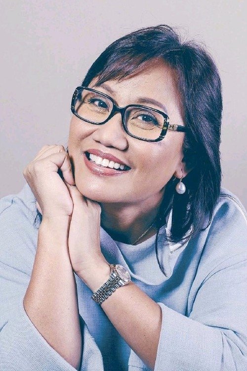 بازیگر Olivia M. Lamasan  