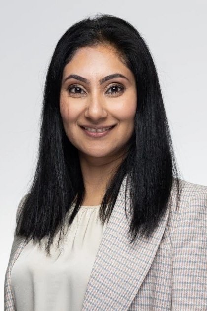 بازیگر Amna Khan  