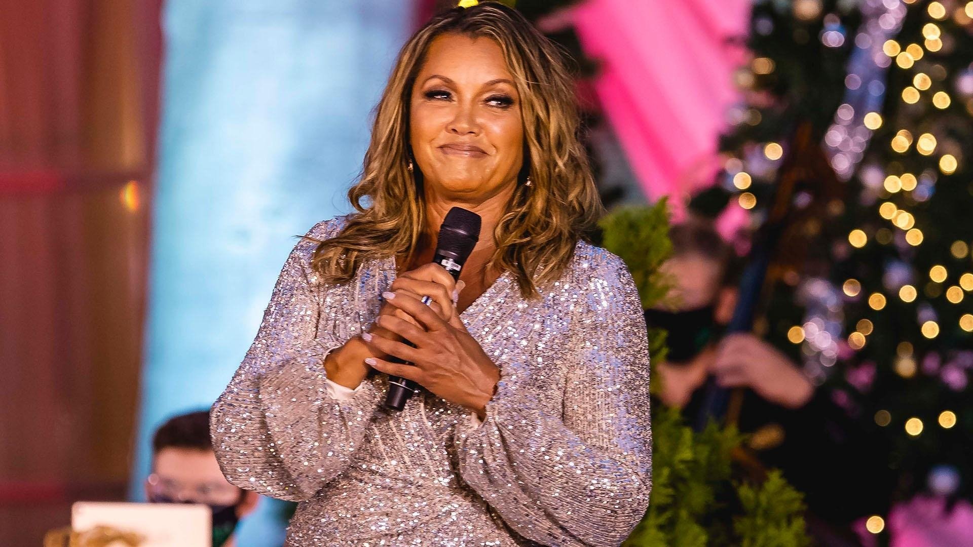 Ella Wishes You a Swinging Christmas with Vanessa Williams|Ella Wishes You a Swinging Christmas with Vanessa Williams