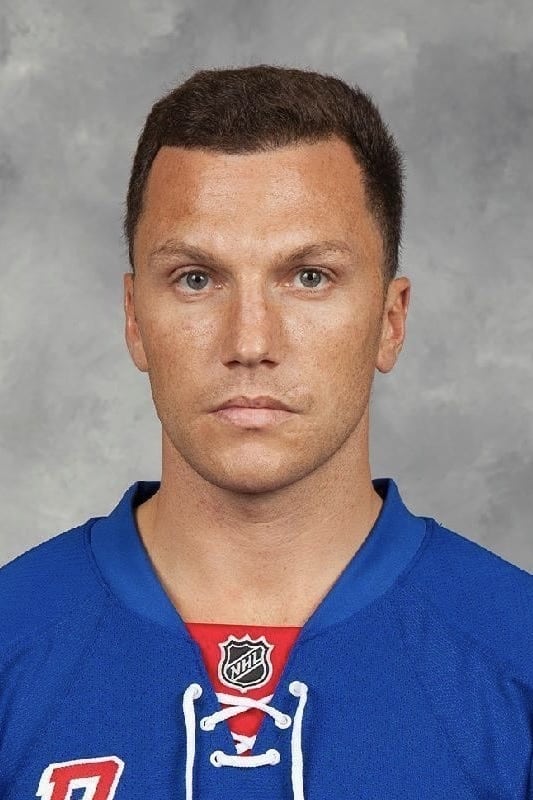 بازیگر Sean Avery  