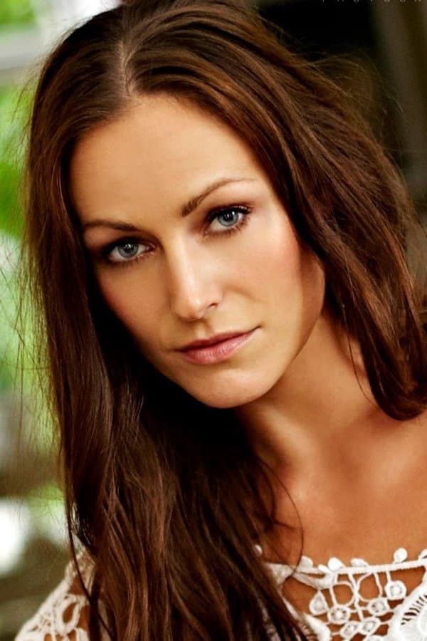 بازیگر Katrine Bonde  