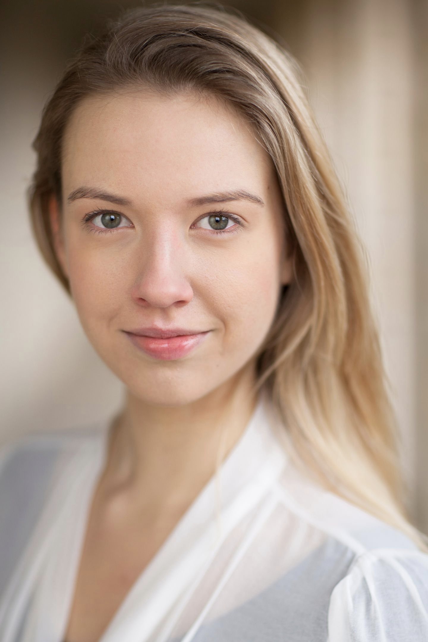 بازیگر Grace Parry  