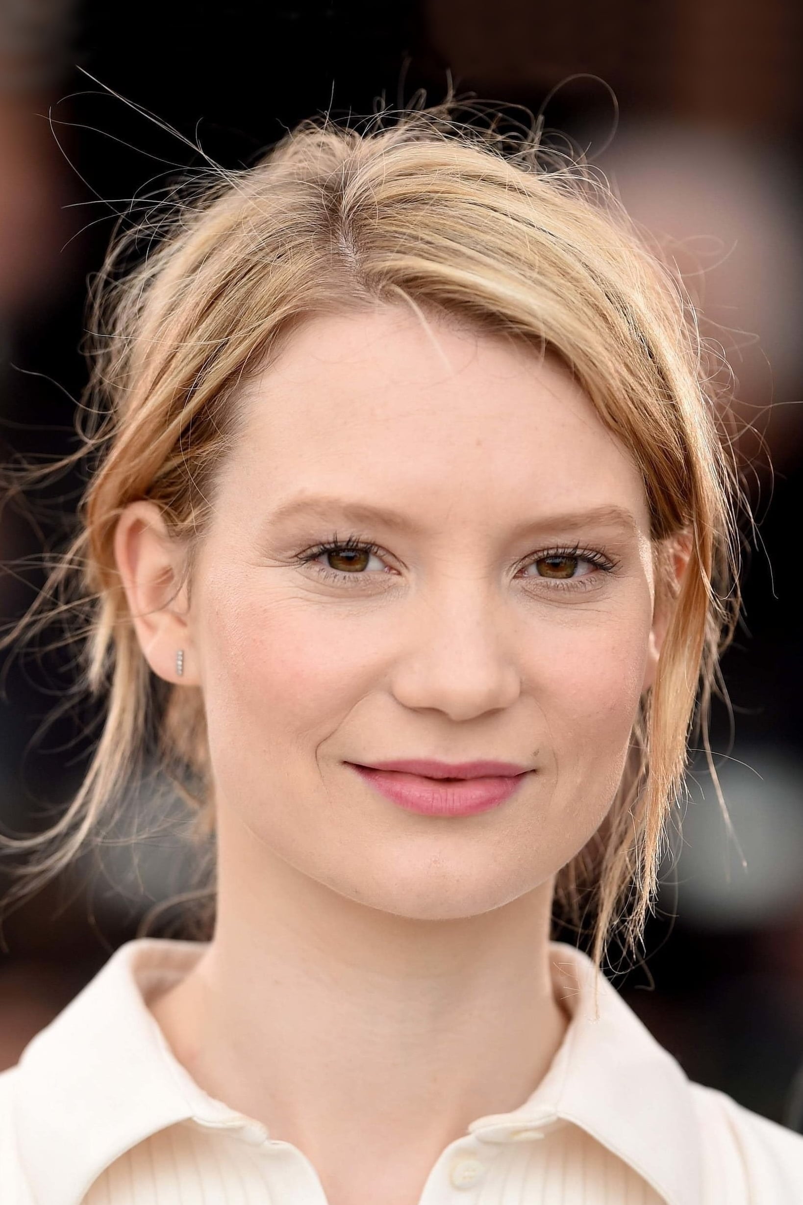 بازیگر Mia Wasikowska  