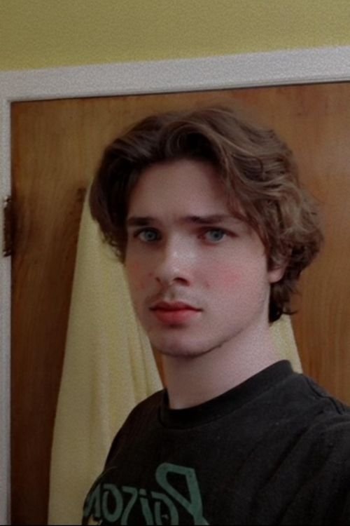 بازیگر Connor O'Loughlin  