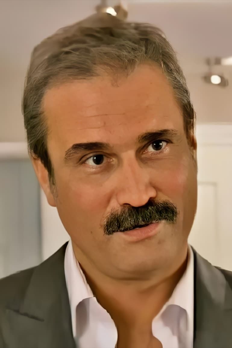 بازیگر Levent Güner  