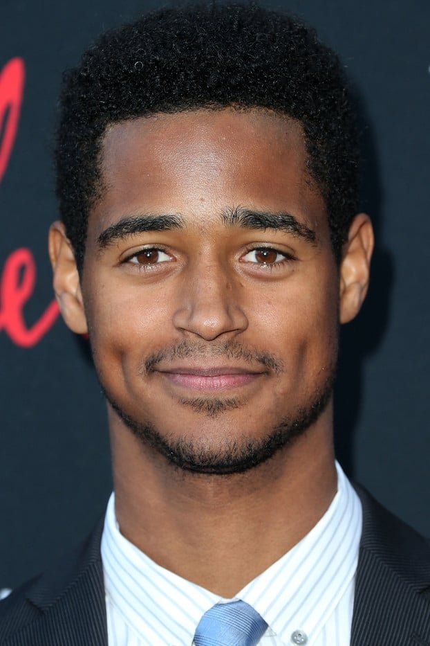 بازیگر Alfred Enoch  