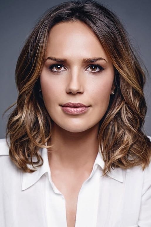 بازیگر Arielle Kebbel  