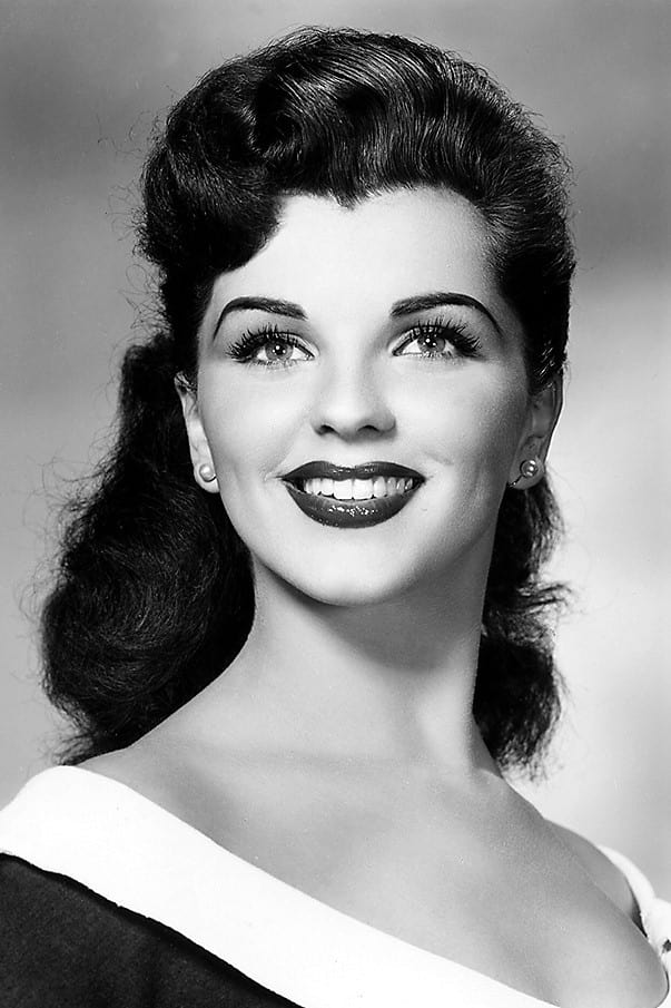 بازیگر Lisa Gaye  