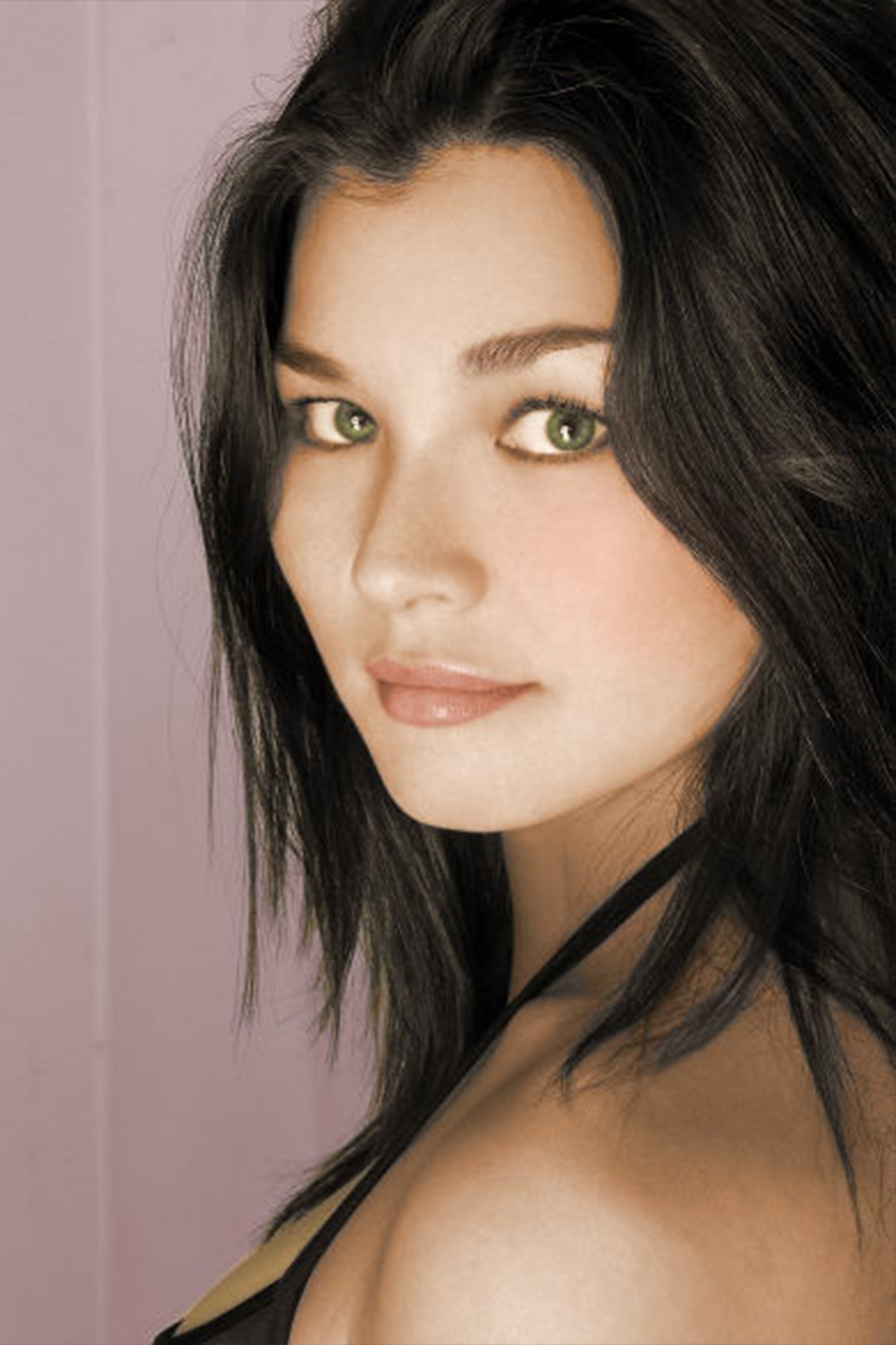 بازیگر Stephanie Raye  