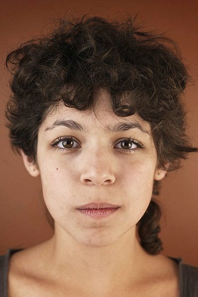 بازیگر María Deschamps  