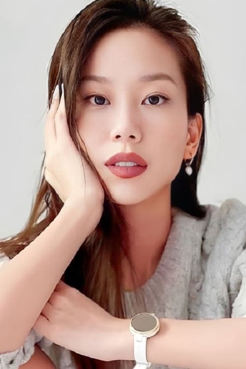 بازیگر Iris Lee  