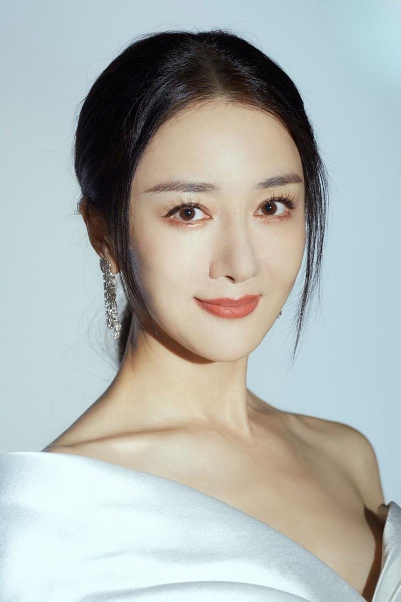 بازیگر Li Yixiao  