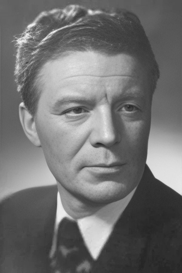 بازیگر Vasili Makarov  