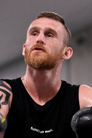 بازیگر Dennis Hogan  