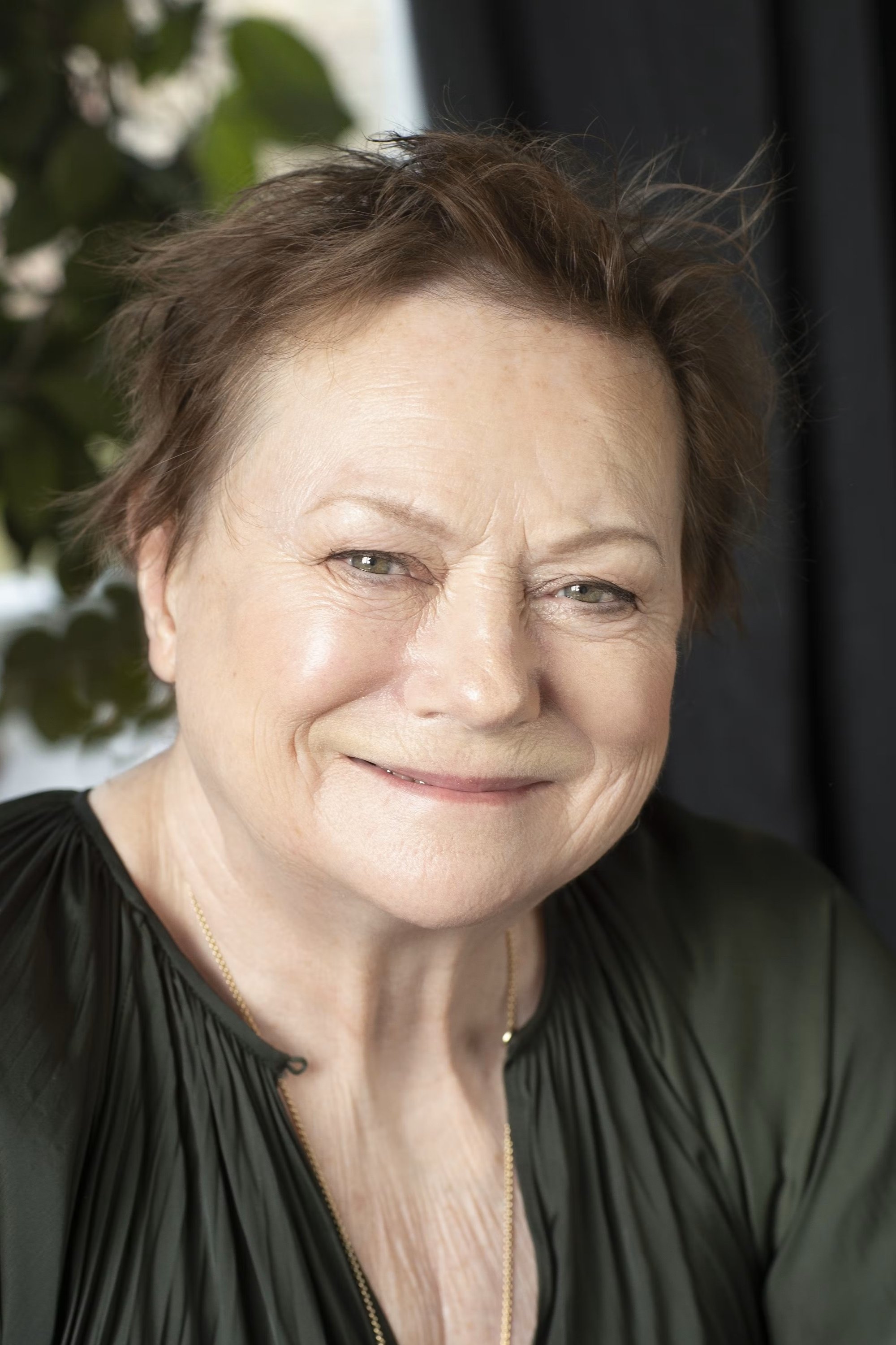 بازیگر Lisbet Dahl  