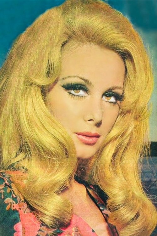 بازیگر Filiz Akın  