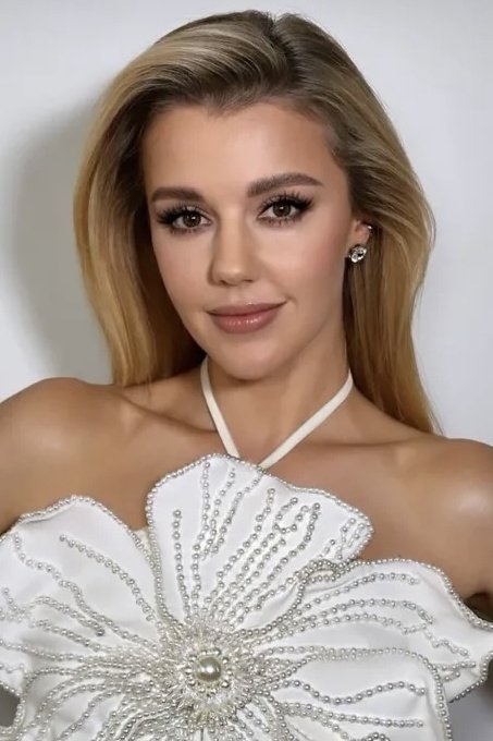 بازیگر Юлианна Караулова  