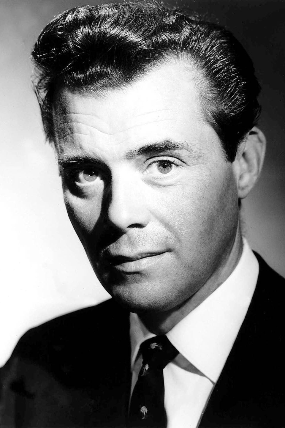 بازیگر Dirk Bogarde  