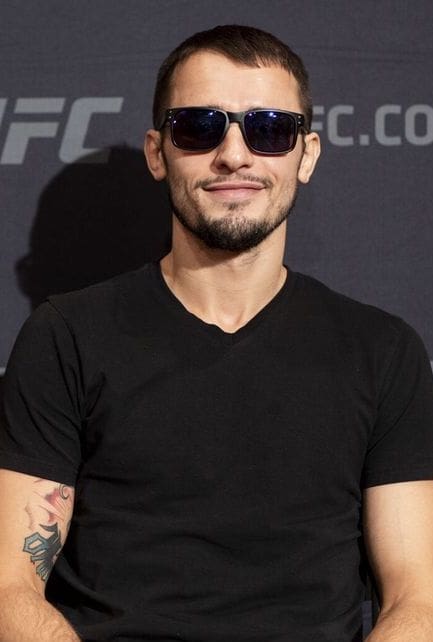 بازیگر Myles Jury  