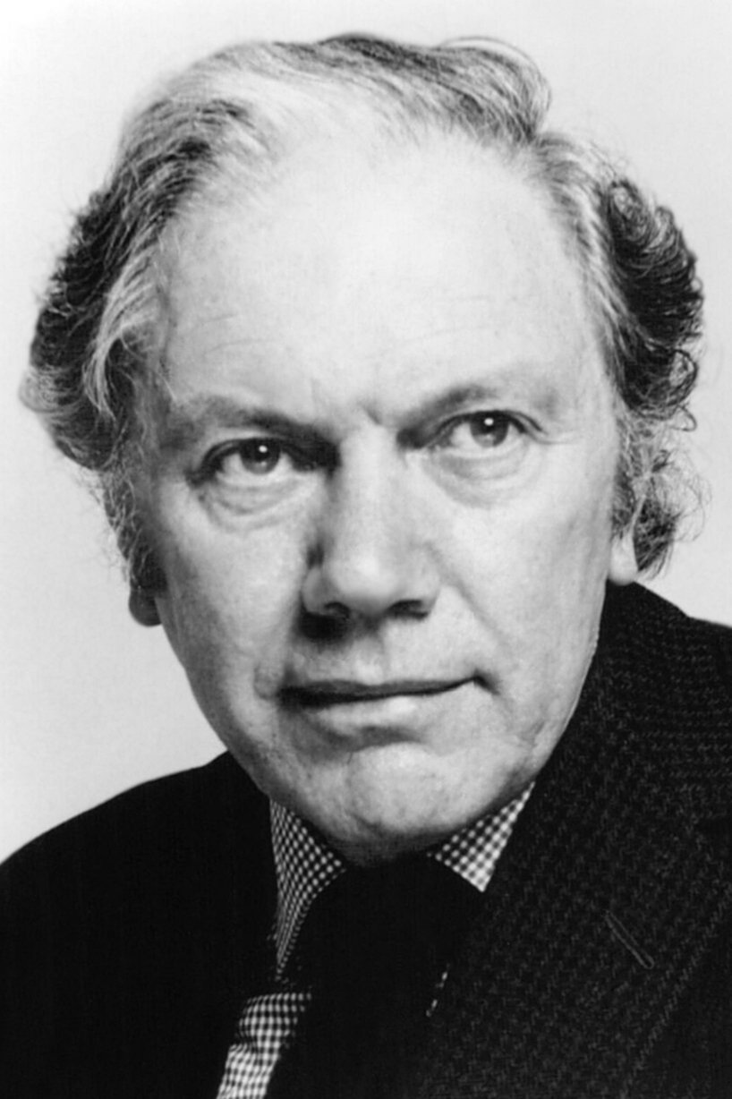بازیگر Michael Relph  