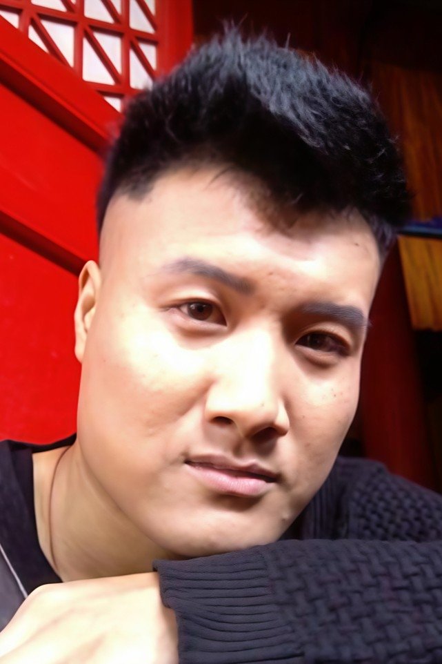 بازیگر 罗大涛  