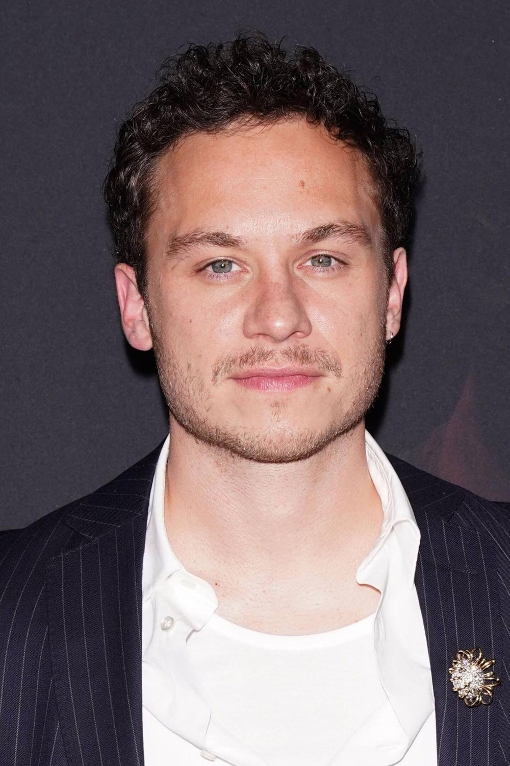 بازیگر Finn Cole  